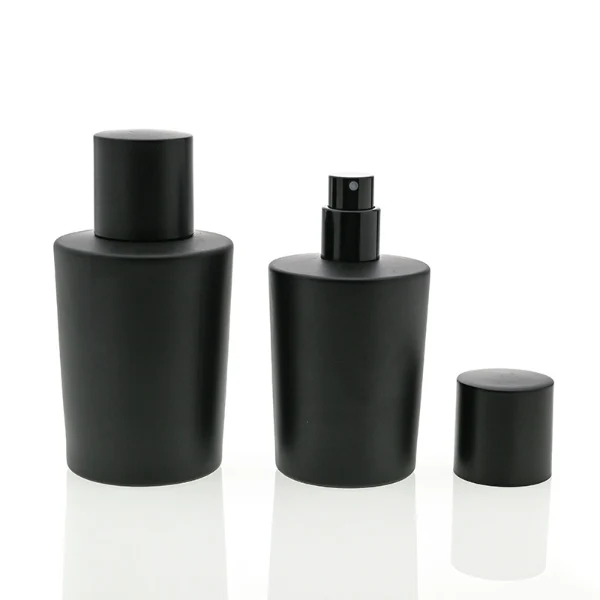 HUA0098 perfume bottle, matte plastic bottle with matching plastic cap in black and white, modern minimalist design, available in 50 ml and 75 ml