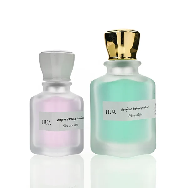 HUA0143 perfume bottle, opaque rectangular glass body with 30 ml, 50 ml, or 100 ml liquid, square plastic cap, outer label with printed logo, modern elegant design, ideal for gifting and daily use.