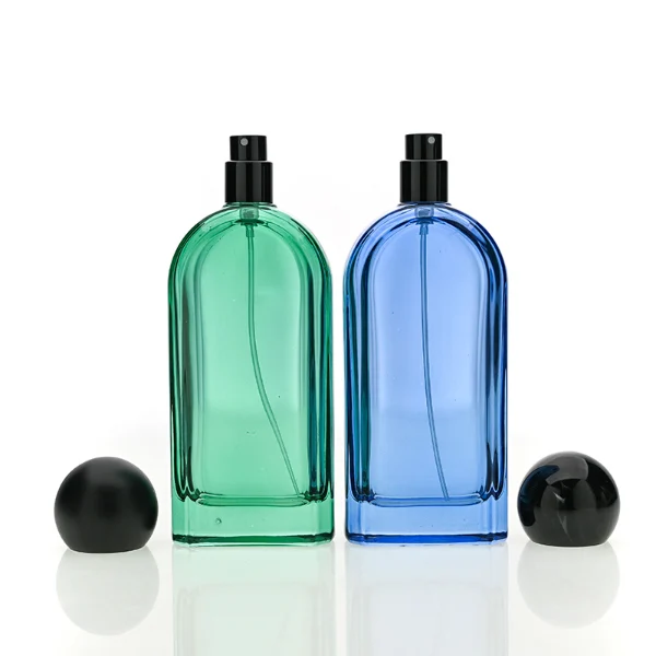 HUA0194 perfume bottle, rounded rectangular transparent glass body with customizable colors, 30 ml, 50 ml, or 100 ml liquid, black spherical plastic cap, private printed logo, modern minimalist design, ideal for gifting and daily use.