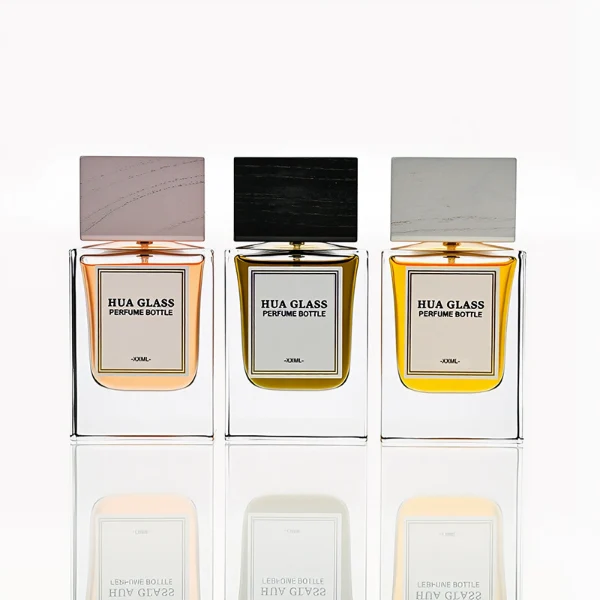 HUA0233 perfume bottle, square transparent glass body with thick base, 50 ml liquid, square wooden cap with natural wood texture, brand label applied on bottle, modern luxurious design, ideal for gifting and daily use.