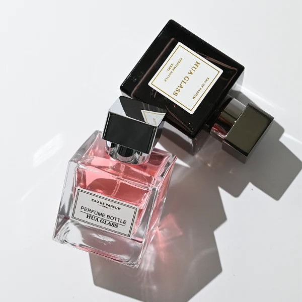 HUA0266 Perfume Bottle – Square Glass with Geometric Zamac Cap, 30ml, 50ml, 100ml (4)