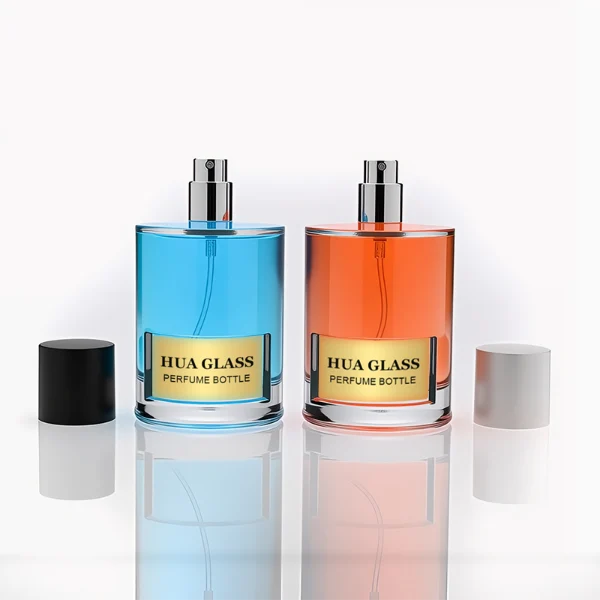 HUA0280 perfume bottle, cylindrical transparent glass body with thick base, 100 ml liquid, glossy flat cylindrical plastic cap in black or white, aluminum label/sticker attached on bottle surface, modern minimalist fashion design, ideal for gifting and daily use.