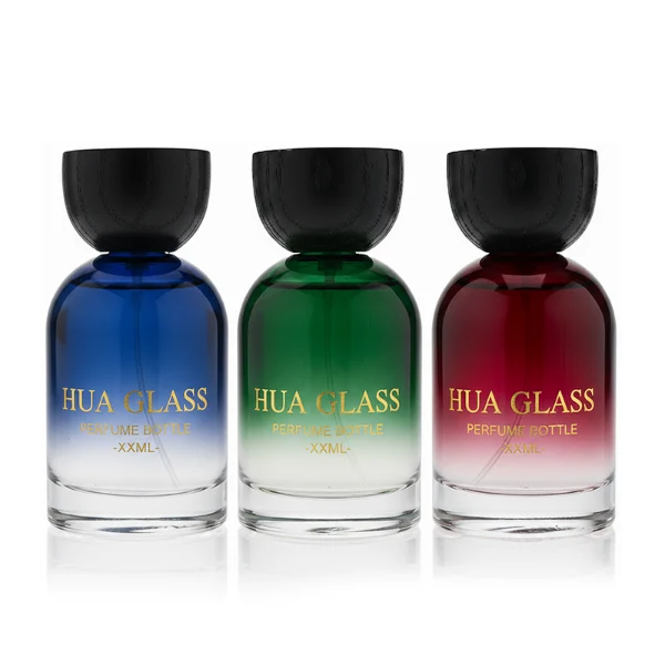 HUA0331 perfume bottle, rounded cylindrical transparent or semi-transparent smoky brown glass body with thick base, 30 ml, 50 ml, or 100 ml liquid, semi-spherical wooden cap in natural wood or black color, gold bottle neck, printed label or blank bottle surface, modern natural luxury design, ideal for gifting and daily use.