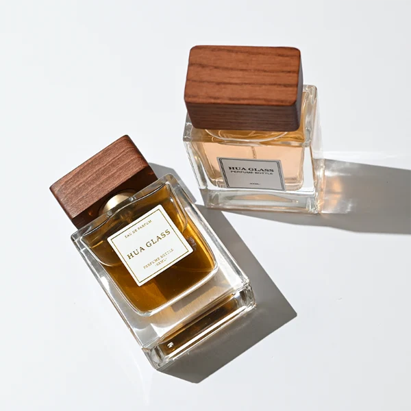 HUA0392 Perfume Bottle – Rectangular Clear Glass with Heavy Bottom and Block Walnut Wooden Cap, Modern Minimalist Design (4)