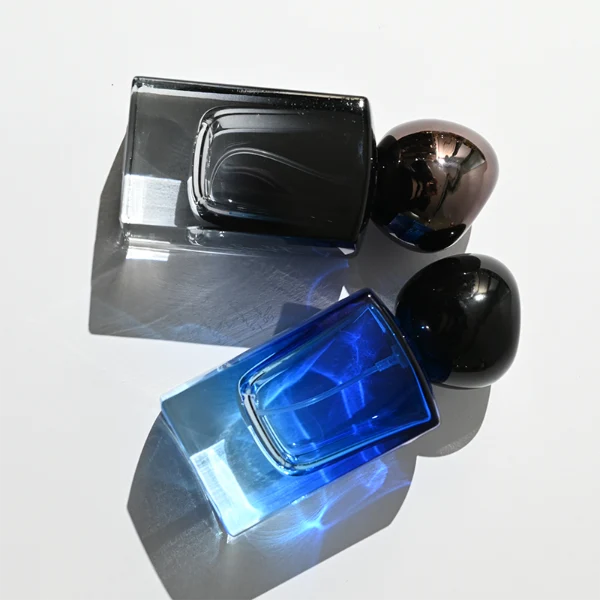 HUA0395 Perfume Bottle – Rectangular Gradient Glass with Heavy Bottom and Shiny Pebble Stone Shaped Plastic Cap, Modern Avant Garde Design (12)