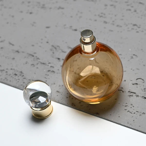 HUA0396 Perfume Bottle – Spherical Clear Glass with Gold Textured Neck and Transparent Ball Plastic Cap, Romantic Vintage Design (12)