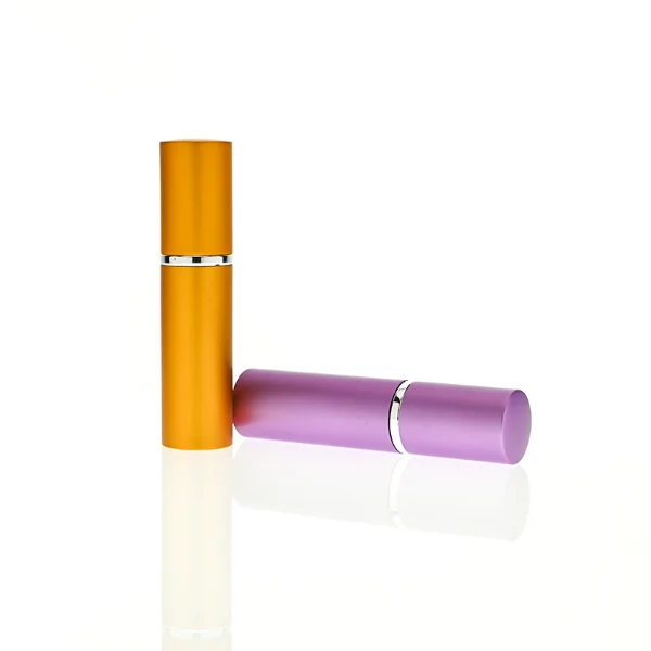 HUA0405 perfume bottle, slim cylindrical travel atomizer with metallic multi-color outer sleeve in black, gold, blue, silver, orange or purple, protecting an internal glass refillable vial, modern minimalist travel fragrance packaging design available in 10ml