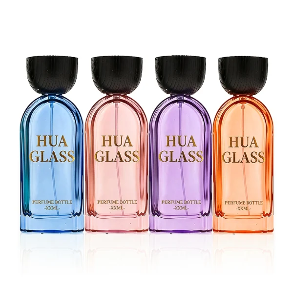 HUA0423 perfume bottle, luxury arch-shaped flat oval glass bottle with translucent finish in green or blue, featuring a dark-colored neck collar and a unique flat-topped glossy black wooden cap, modern elegant fragrance packaging design available in 30ml, 50ml, and 100ml