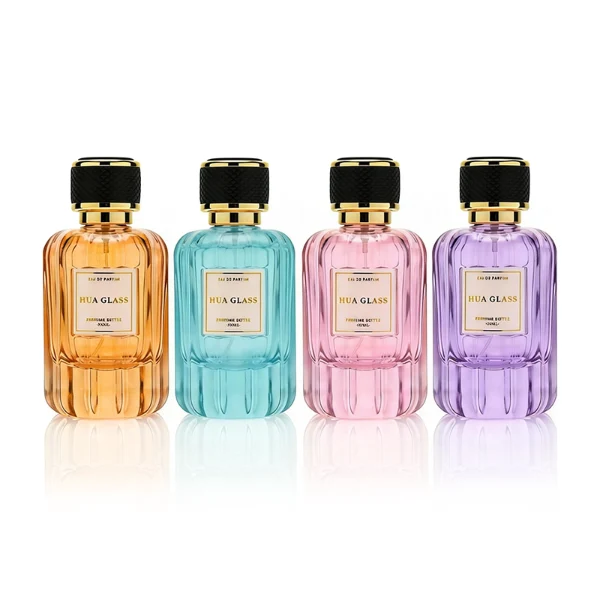 HUA0425 perfume bottle, luxury heavy-base vertical ribbed cylindrical glass bottle with high-transparency finish showing colored liquid, featuring a gold-bordered square paper label and a black textured leather-wrapped plastic cap with gold-colored trim, modern elegant fragrance packaging design available in 30ml, 50ml, and 100ml