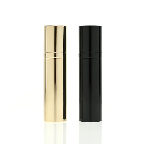 a sleek and ultra-slim 10ml travel-sized cylindrical perfume atomizer bottle features a seamless all-metallic exterior, paired with a matching magnetic cylindrical cap, presented in a high-gloss polished gold finish and a glossy solid black finish.